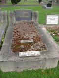image of grave number 377115